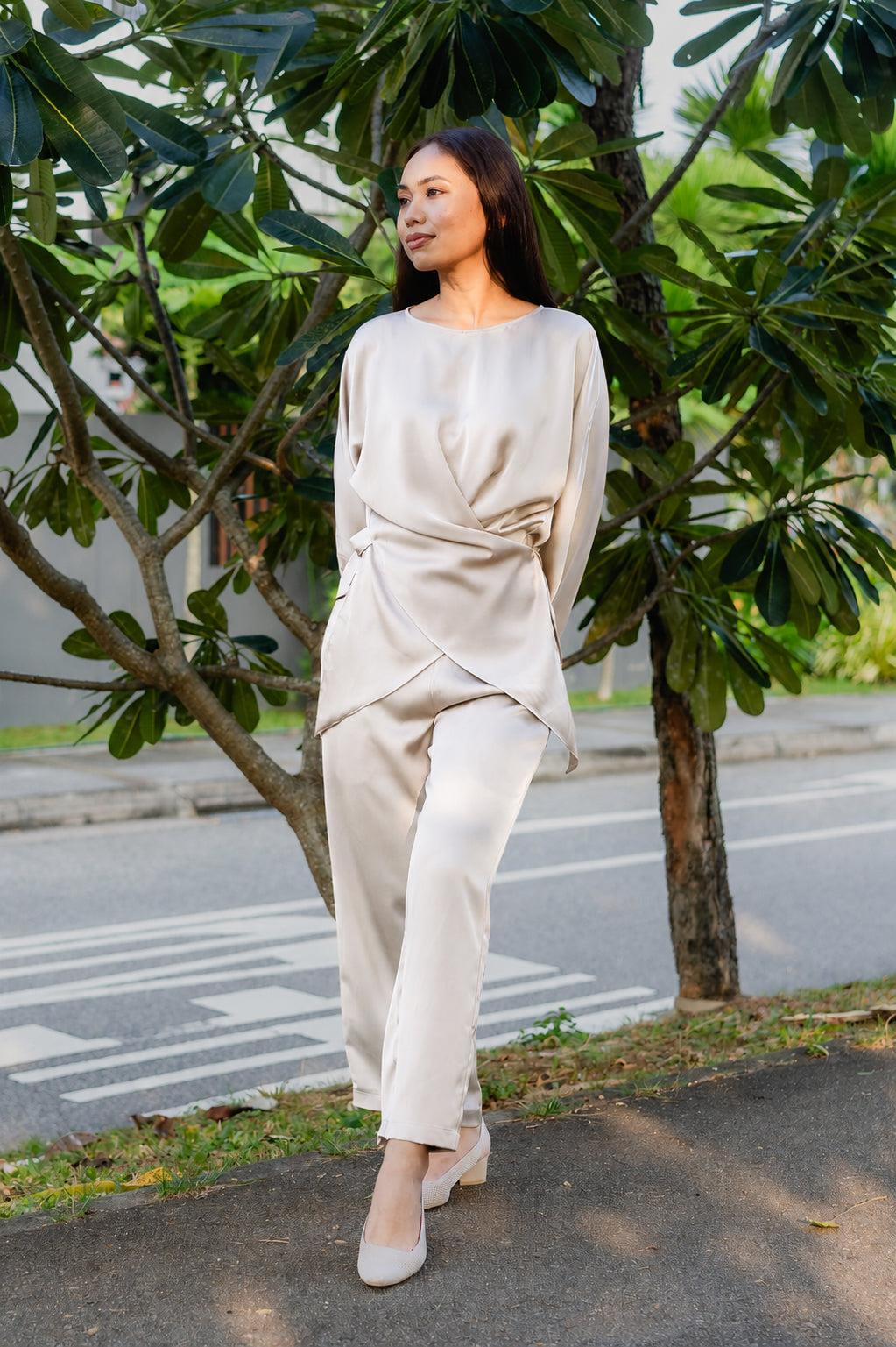 Tie Wrap in Ecru Pearl