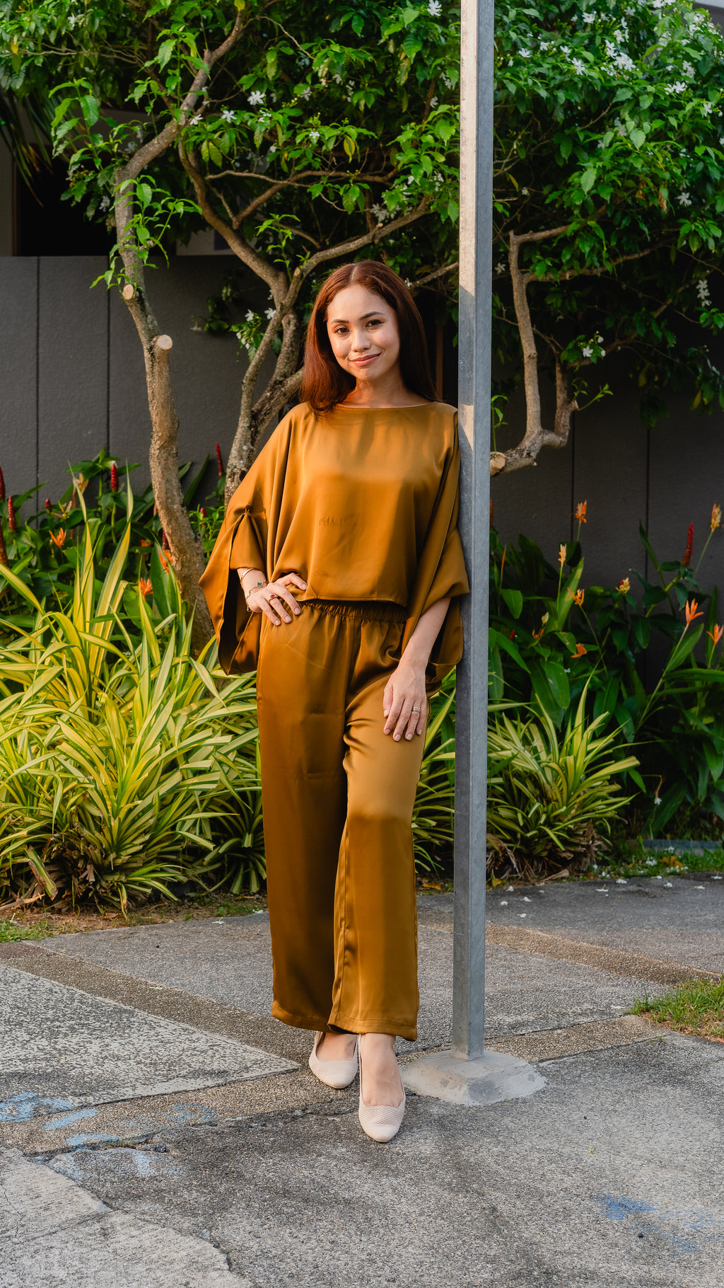 Batwing in Olive Gold