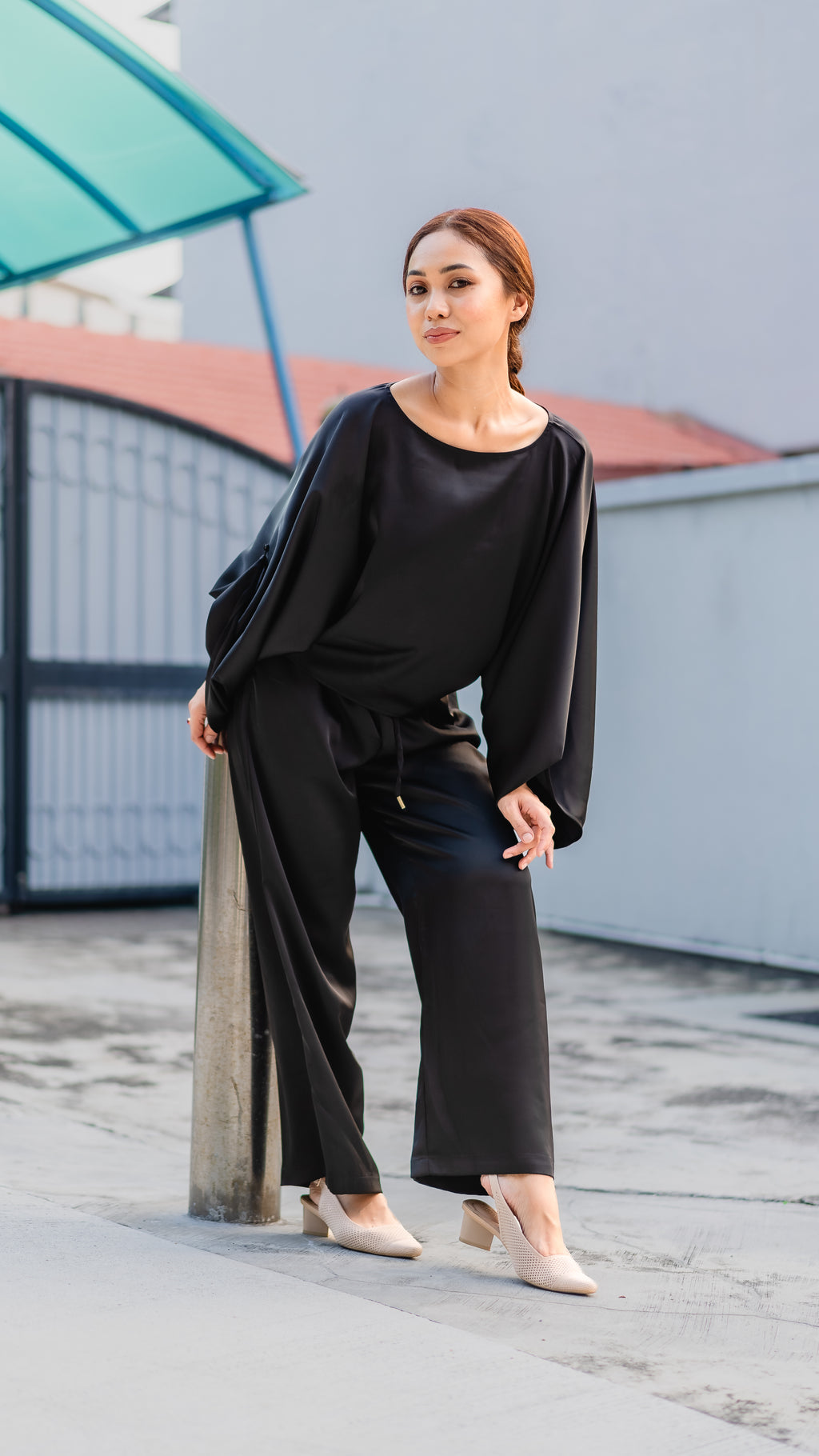 Batwing in Jet Black